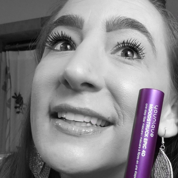 Meet your Posher, Marla - Picture 1 of 2